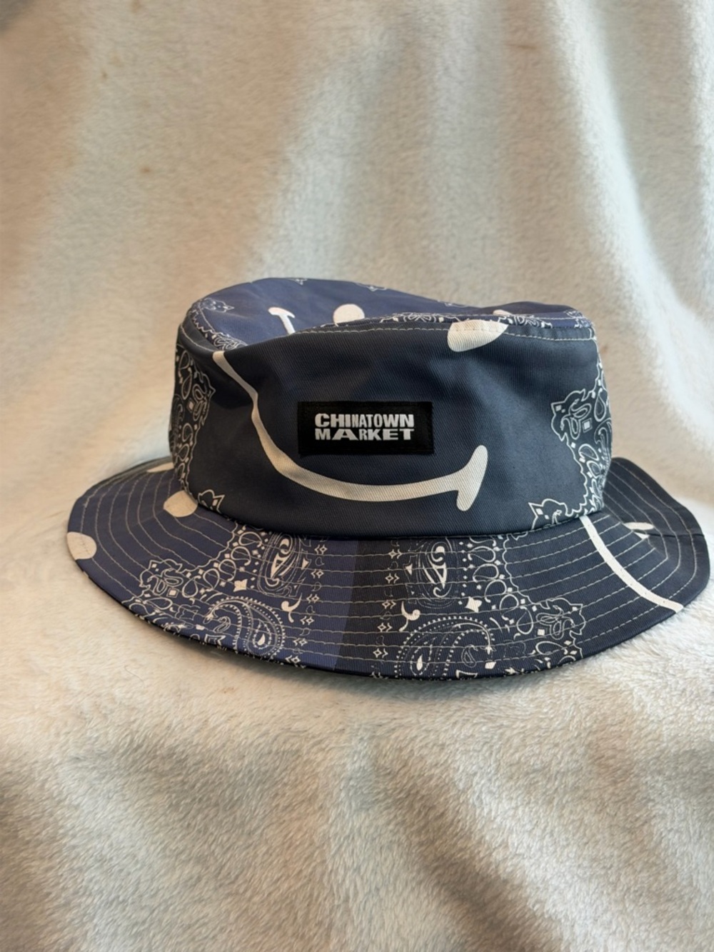 Chinatown market bandana print bucket hat size M